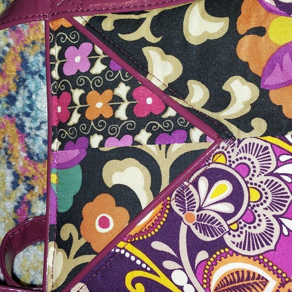 Vera Bradley Zippered Tote Bag in several different patterns! - Picture 2 of 9